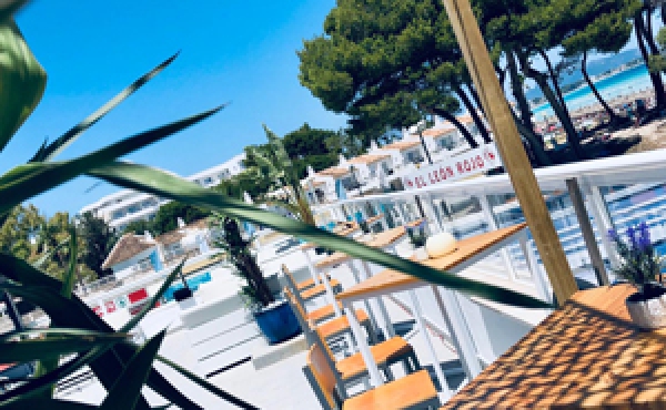 Ресторан в Playa de Muro 7 Ресторан в Playa de Muro 7
